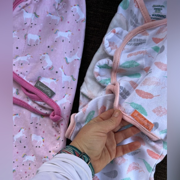 Swaddle Me Pink and White Baby Swaddle Set - Picture 4 of 4